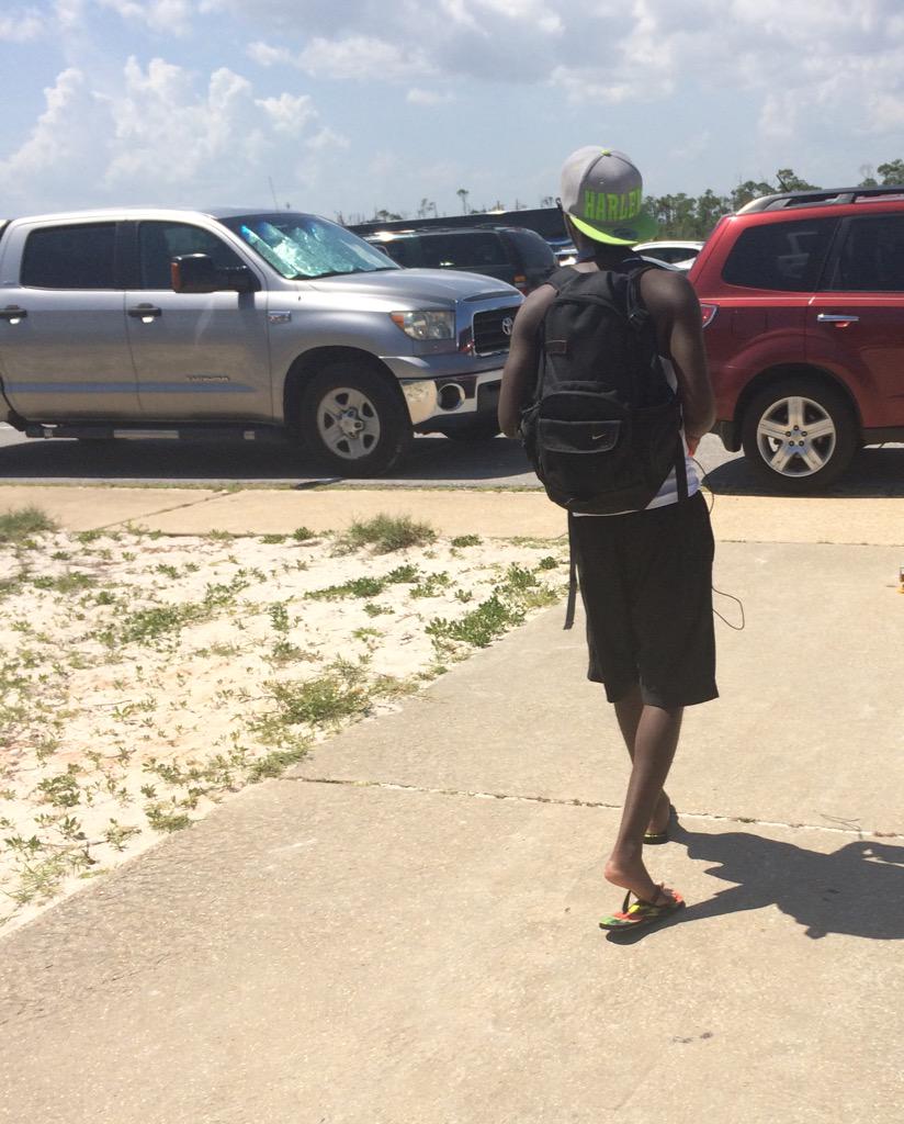 dreshonthegreat's tweet photo. Of course, we came and ran shit 😈🌴😂 #JSU19 #PensacolaBeach #ImJJ http://t.co/1onKuPO1ol