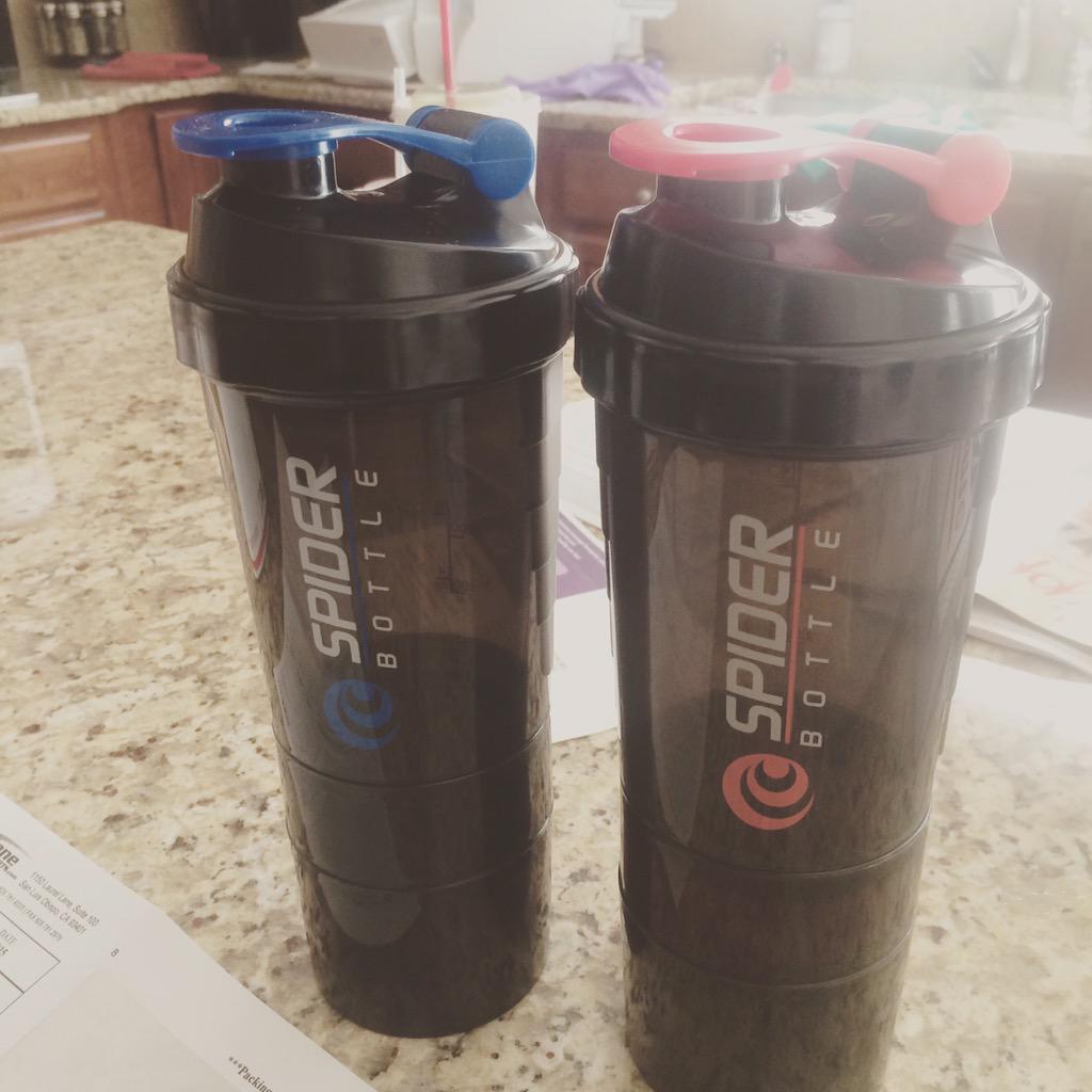 patrickObatu's tweet photo. Feel like a dork for being excited about my new shaker bottles. #SpiderBottle http://t.co/XKvzNKlr6O