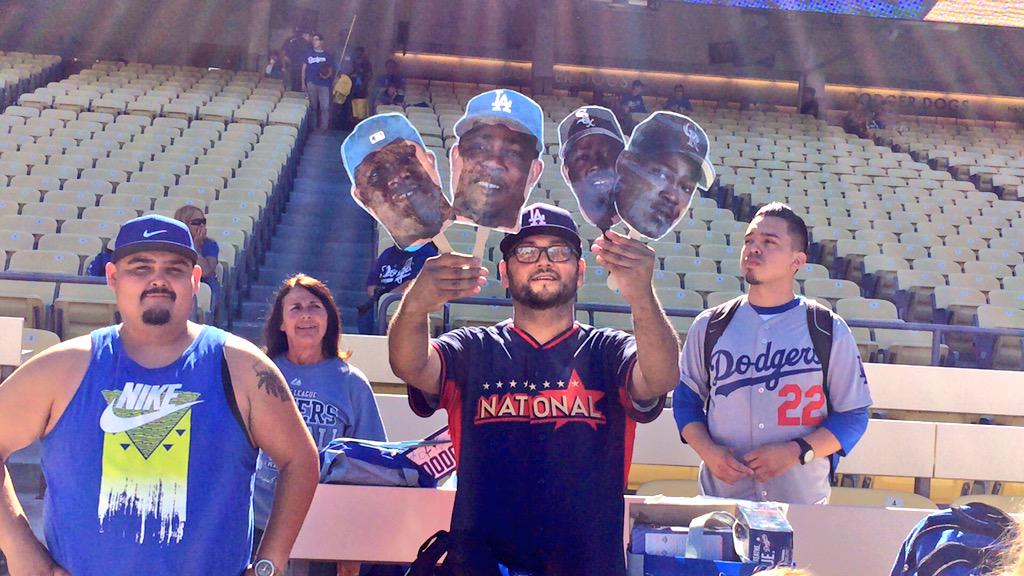 Dodgers's tweet image. Not forgotten.

Happy Juan Uribe Bobblehead Night, presented by Farmer John!