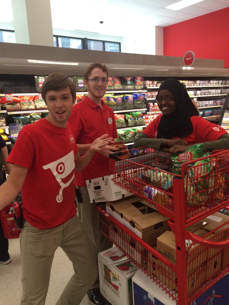 EdinJulie's tweet photo. @pear_laura @Karl___Anderson @ShannonGehrmann #G199instockninjas #babystoreswagger #tubchallenge http://t.co/Gpzbl3pJYP