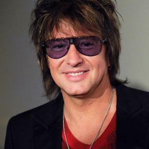 Hoy cumple 56 anos Richie Sambora, guapo y talentoso guitarrista estadounidense, miembro de Bon Jovi. HAPPY BIRTHDAY! 