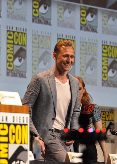 TheNerdFu's tweet photo. Ladies control yourself!
#TomHiddleston is here at #SDCC a to talk #CrimsonPeak. http://t.co/FRf3rHvfdf