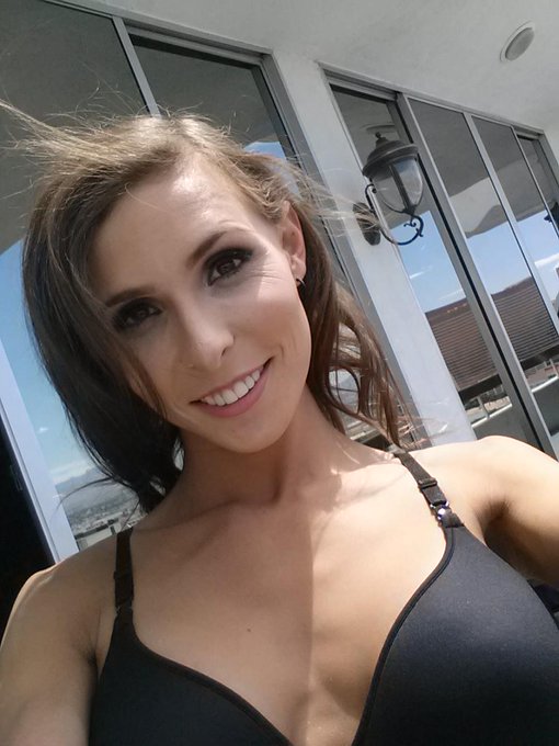 these were from my shoot location. not my hotel. http://t.co/RABPKUtCoU