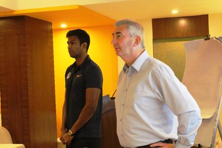 IndianFootball's tweet photo. #BacktheBlue #Indianfootball #Scoutingworkshop #AIFF First-ever Scouting Workshop begins. Derek Bragg is Instrutor http://t.co/fvW46XswnV