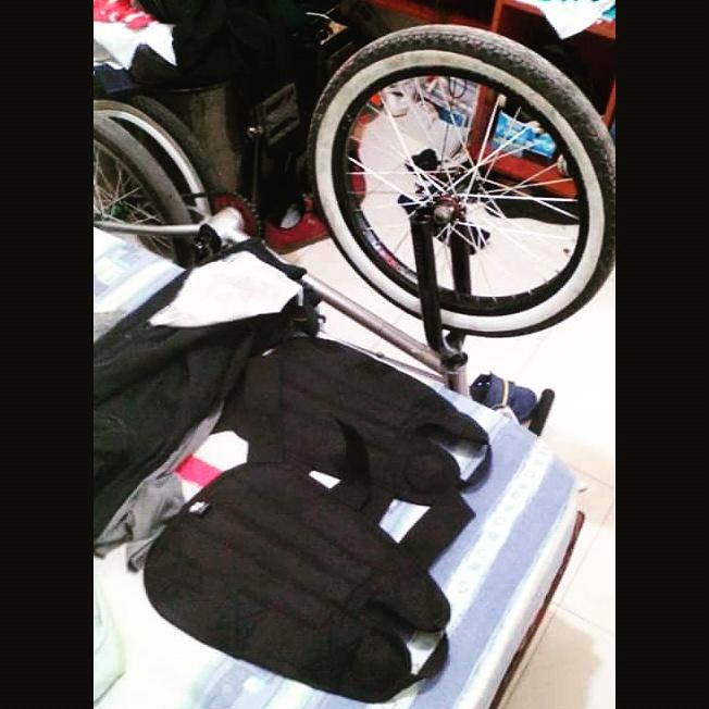 Moreno18N's tweet photo. Alistando todo para mañana rodar muy fuerte desde temprano con mis parceros #bmx #instabmx #freedbikes #bmxallday http://t.co/cZPxkDoQPo