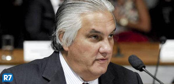 MauroVS's tweet image. r7.com/1obQ  @portalR7 Pura #vigarice para vender parlamentarismo comunista.