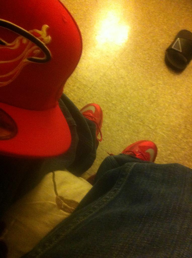 TwoTone5 tweet picture