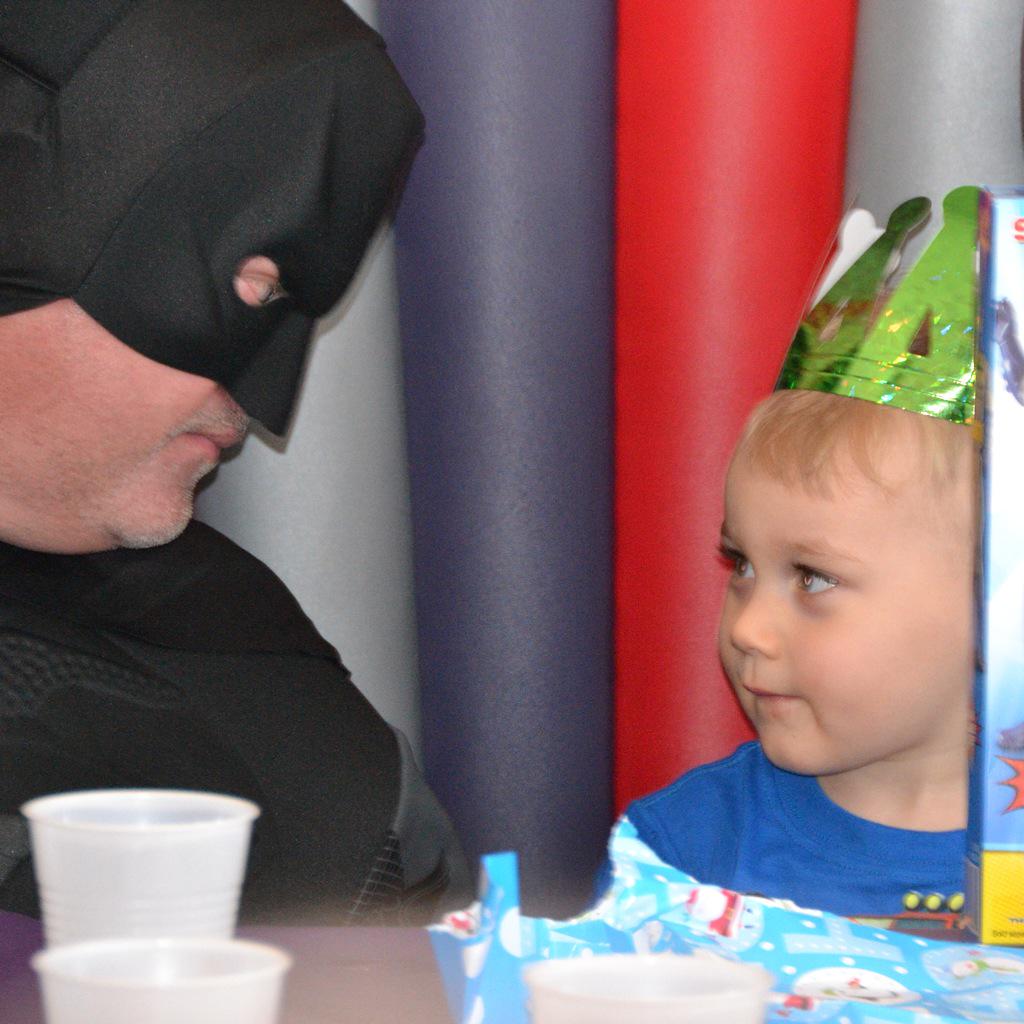 TheZekeMiller's tweet photo. Holy #batman - you showed up to my birthday party today! @Batman http://t.co/hIrQLj1Dz0