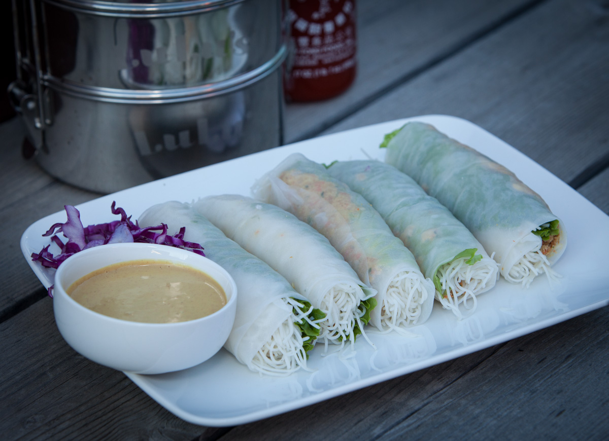 LulusNoodleShop's tweet photo. Is there anything in this world as universally adored as spring rolls? Pie maybe. #MaybePie #thaifood #eatlocal #kcmo http://t.co/ZeG8Bl7HHE