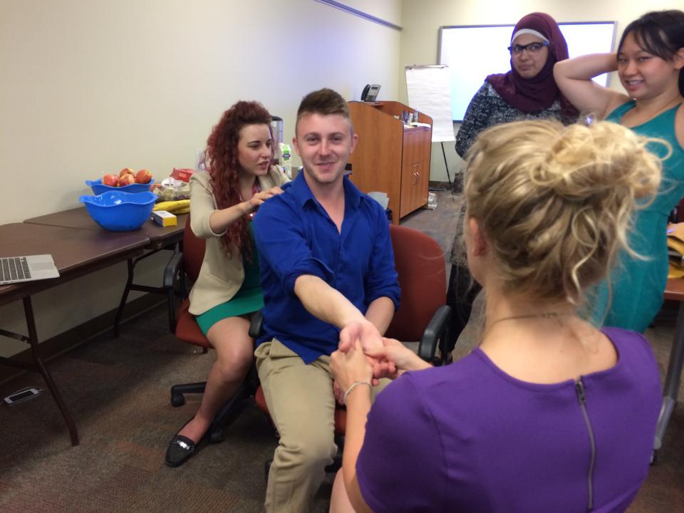 AlbertaStudents's tweet photo. How to take a proper break #asec #brainbreak #goalsetting2015 #studentlife http://t.co/dYKlFJK30f