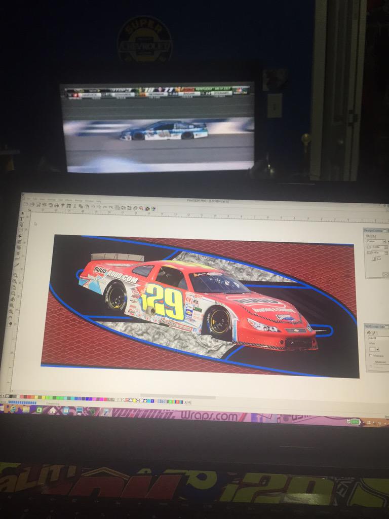 SpencerDavis_29's tweet photo. Little design work-Nascar racing- and watching the @CARSTour race on the @speed51dotcom App! #GotItBad #SDDesign http://t.co/5ebepdWH3U