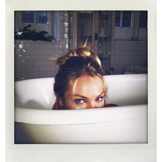 lovecandice_'s tweet photo. ๐ bath time on set today... @victoriassecret @ingefonteyne @bryanzaragoza_ @miche_leung @panosphair #allbubbles by โฆ http://t.co/HuS7JJWZTU