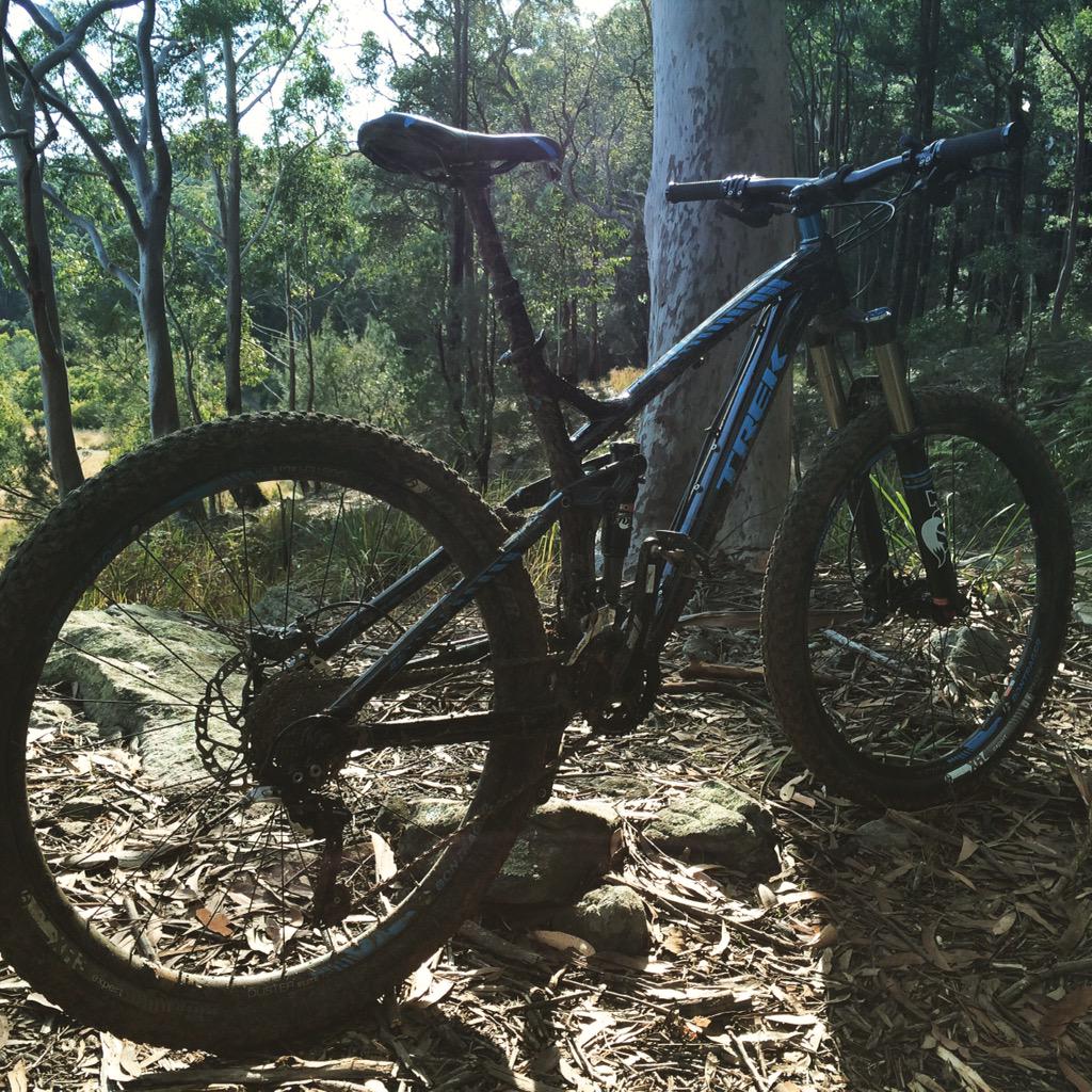 Very very tentative first ride since broken hand. Brilliant to get out and mucky again!