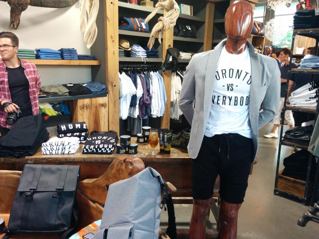 Theprepguy's tweet photo. Being casual doesn't mean dressing badly - Melissa Austria founder of @GotStyle #Style #Fashion #Qotd #AXEGOTSTYLE http://t.co/659eWvcURE