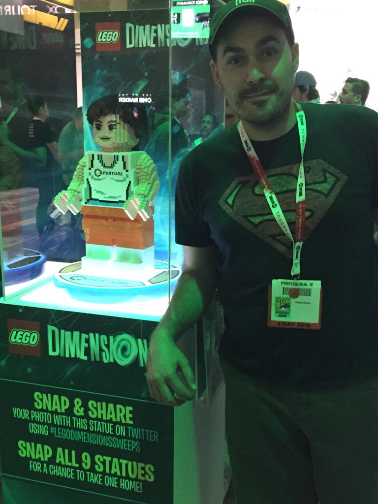 pwoutpost's tweet photo. LEGO at SDCC 9/9!!! #LEGODimensionsSweeps http://t.co/ZI7crTXFrj