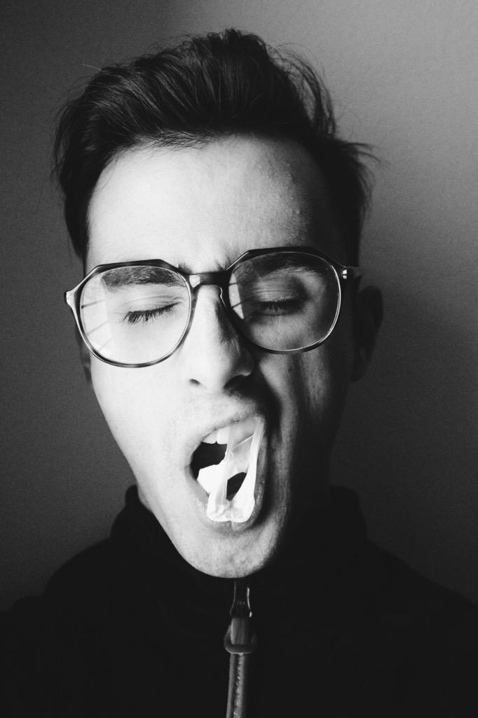 luchobeacon's tweet photo. 🍬🍬🍬🍬🍬🍬🍬 http://t.co/8Fw4tR4b0I