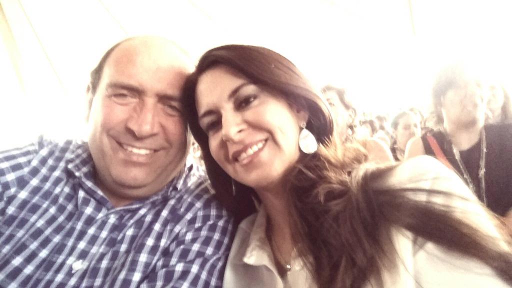 caroviggiano's tweet photo. En el concierto Queen sinfónico, con la Orquesta Filarmónica del Desierto #CoahuilaDeZaragoza @rubenmoreiravdz http://t.co/JAsD6PgzTS