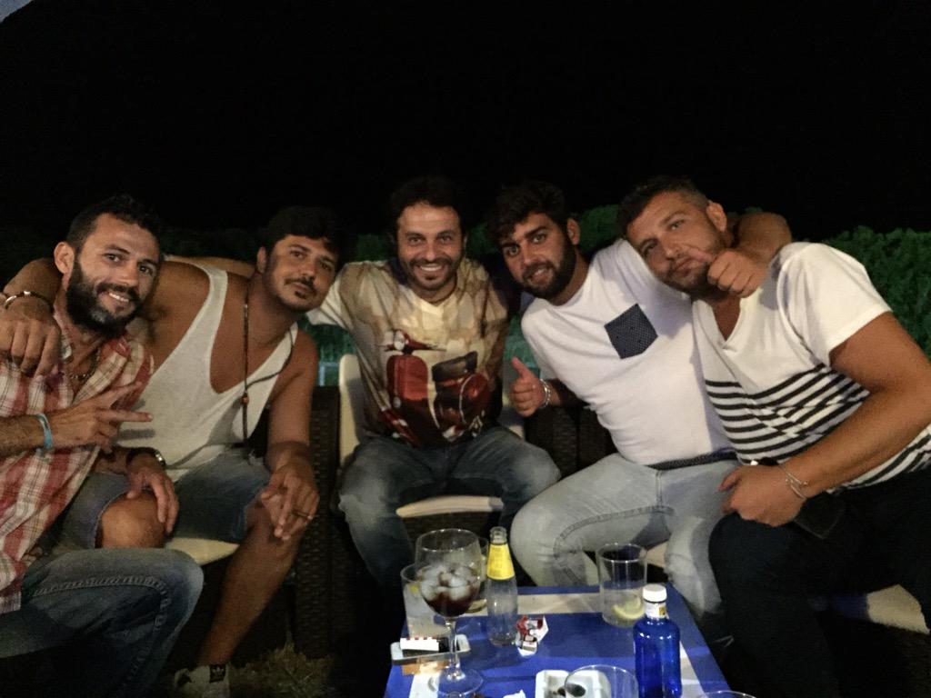 SonKaleGF's tweet photo. Gracias por tu amistad, pronto estaremos juntos en Zaharandonga en Zahara de los atunes. Un amigo @arrebatoficial http://t.co/Z1xU50mT8O