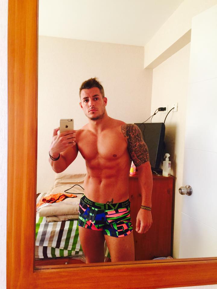 RodriValledePaz's tweet photo. Gracias por el boxer ;) http://t.co/PbBTwv3kfh