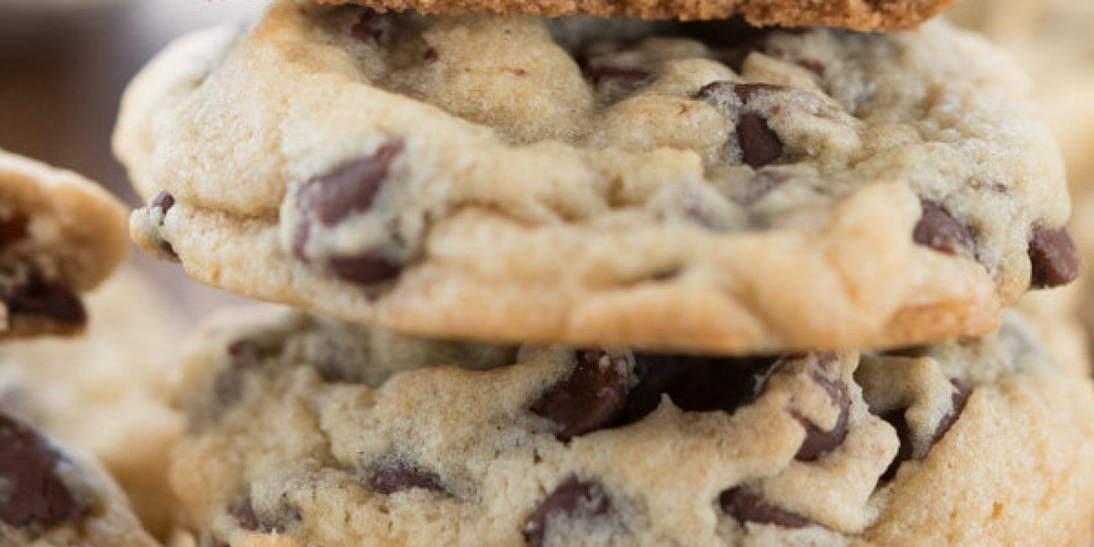 HuffPost's tweet photo. The best chocolate chip cookie recipe has ice cream IN it http://t.co/oJc0z0jvia http://t.co/DX45kqUgUx