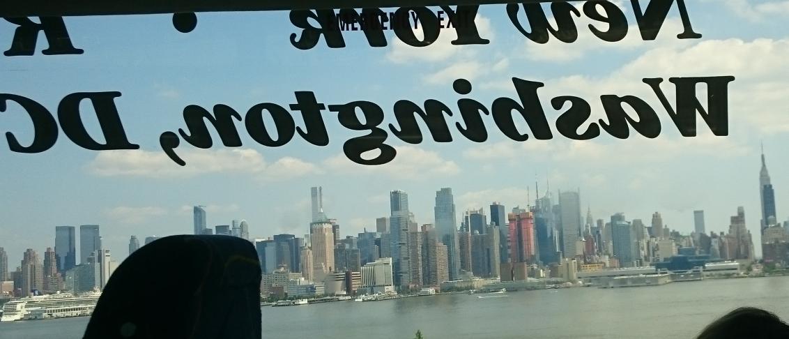 benpmoody's tweet photo. The Brits are coming! On my way to DC for #jdrfcc @jdrfadvocacy @jdrfuk #megabus #megaview #jdrfdcforcc http://t.co/ibxheV5C4Y