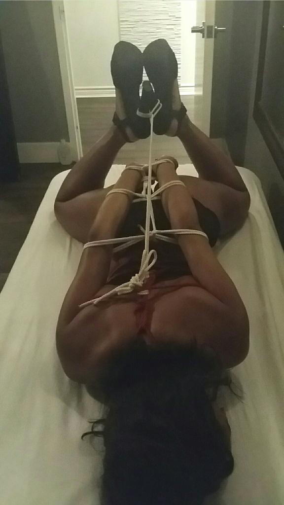 Ouch my clit Amateur bekas college
