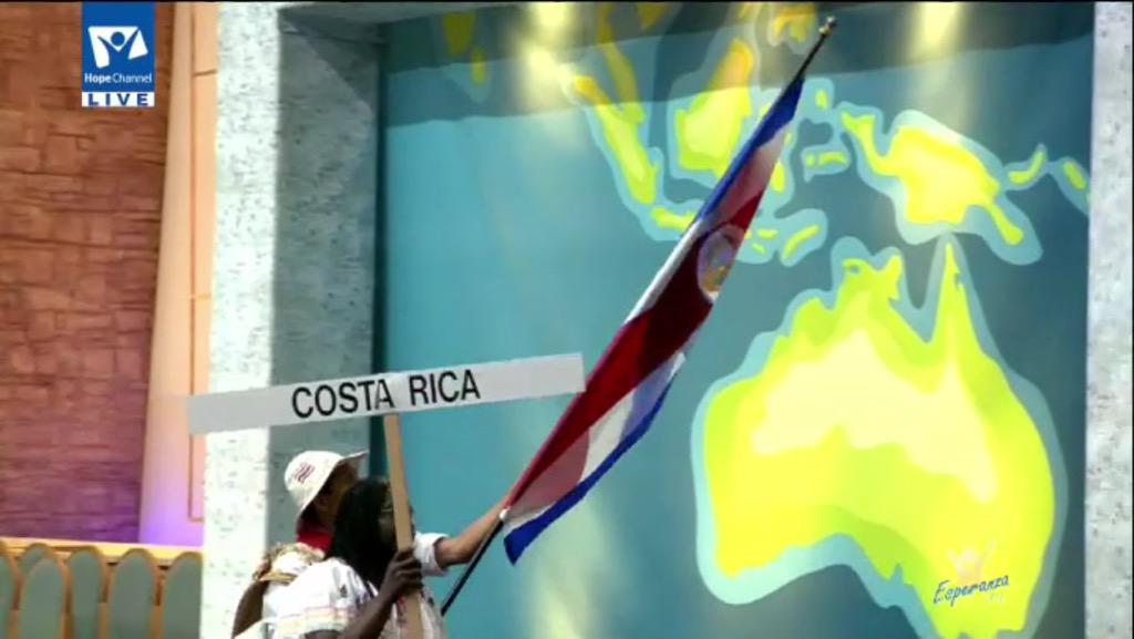samglezc's tweet photo. #CostaRica presente en el gran desfile de clausura del Congreso Mundial de la IASD #GCSA15 #PuraVida #GCSession2015 http://t.co/3dQrI6o7fV