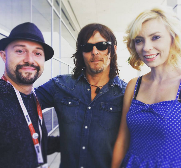 ennoia3's tweet photo. #ThatsSoReedusy RT@awkwardgirl @wwwbigbaldhead when we were being interviewed by @GoodNerdBadNerd for #ALIENIDENTITY http://t.co/krTPOvvdeR