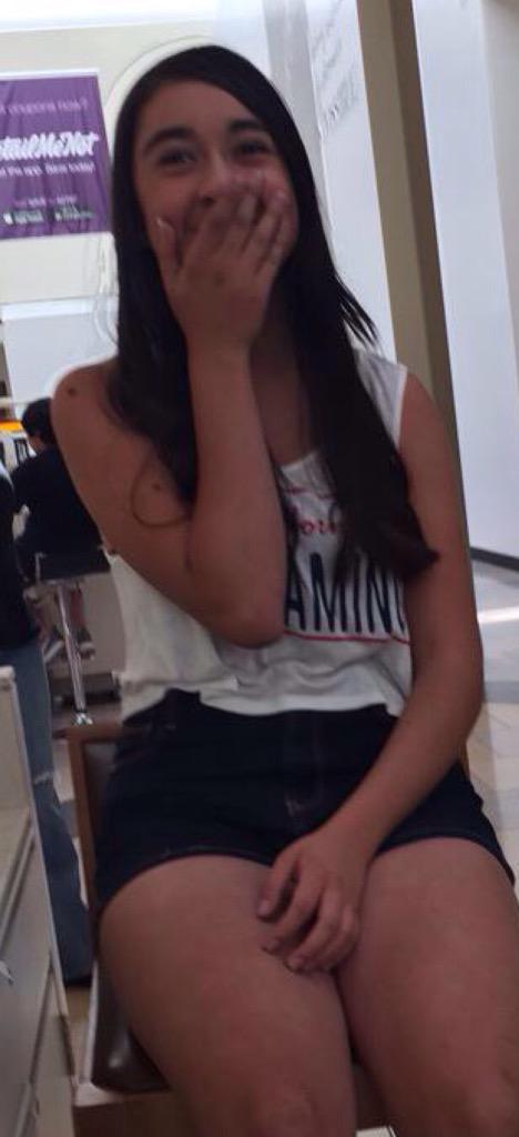 whtvrrobyn's tweet photo. IM CRYING #RobynForSAUGirl http://t.co/mK9WbgKYP1