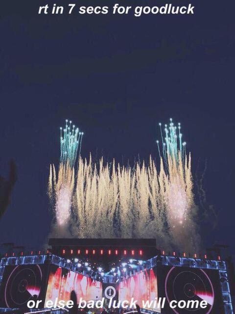 lovechiIdhoran's tweet image. I RETWEETED THESE AND I GOT FLOOR TICKETS TO OTRA DETROIT