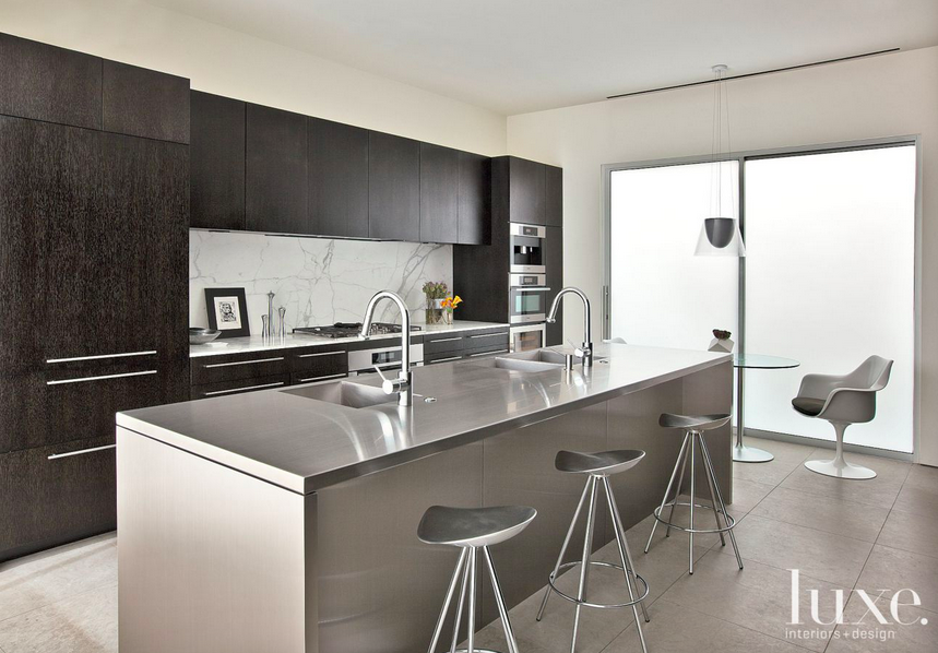 20 must-see modern kitchens: bit.ly/1ArfrRv