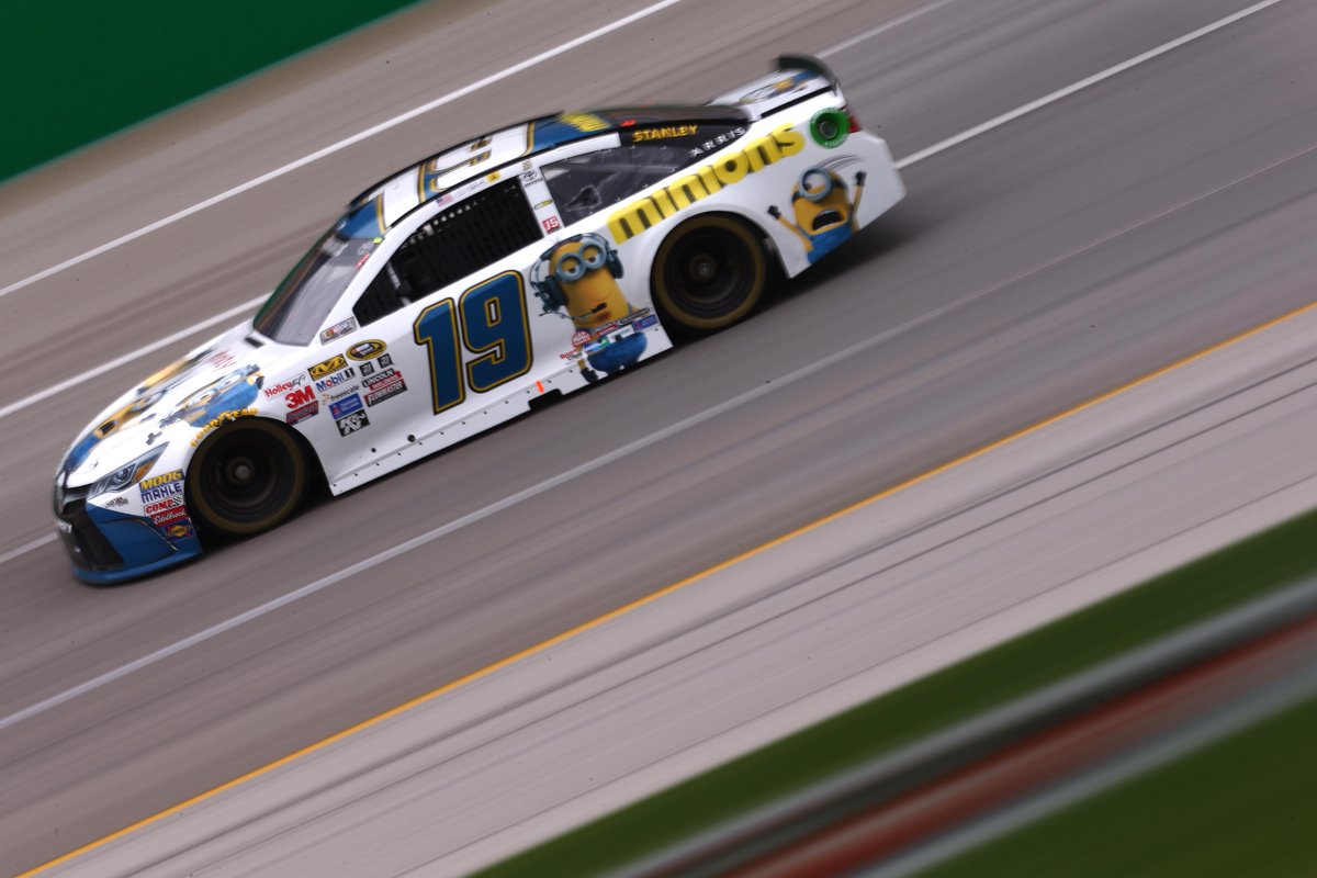NASCAR tweet picture