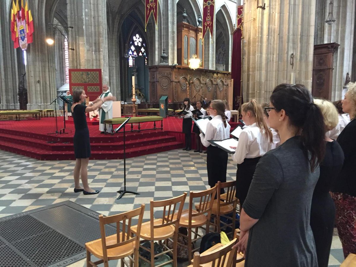 MillanSachania's tweet photo. .@SCHS_GDST Choir about to sing the equivalent of an introit at Orléans Cathedral @GDST http://t.co/CPaemVf2h5