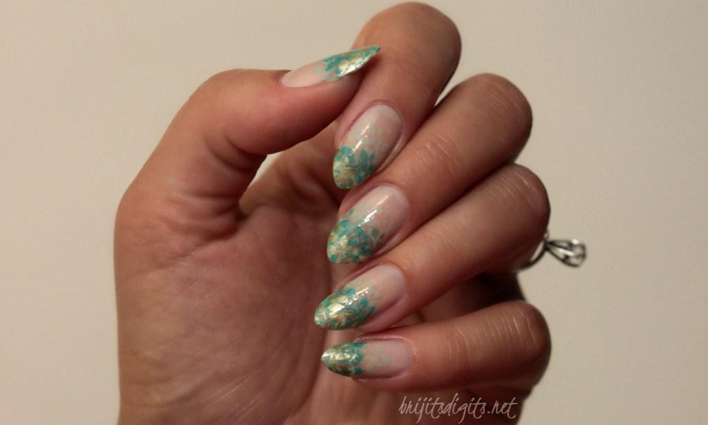 OMD3 Nail Art Challenge – Leaves #OMD3nails brijitsdigits.net/2015/07/12/omd…