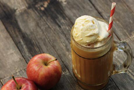 EmmaSaffyWilson's tweet photo. @PenleeTheatre what about them both together? #CiderFloat http://t.co/3mCzXTTxZU