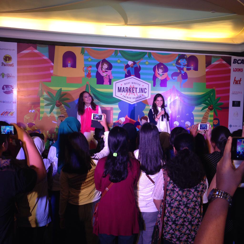 salshaabilaa's tweet photo. Thanks Guys yg hadir sore ini di GI laff laff laff YOU http://t.co/PdgejzdRJd