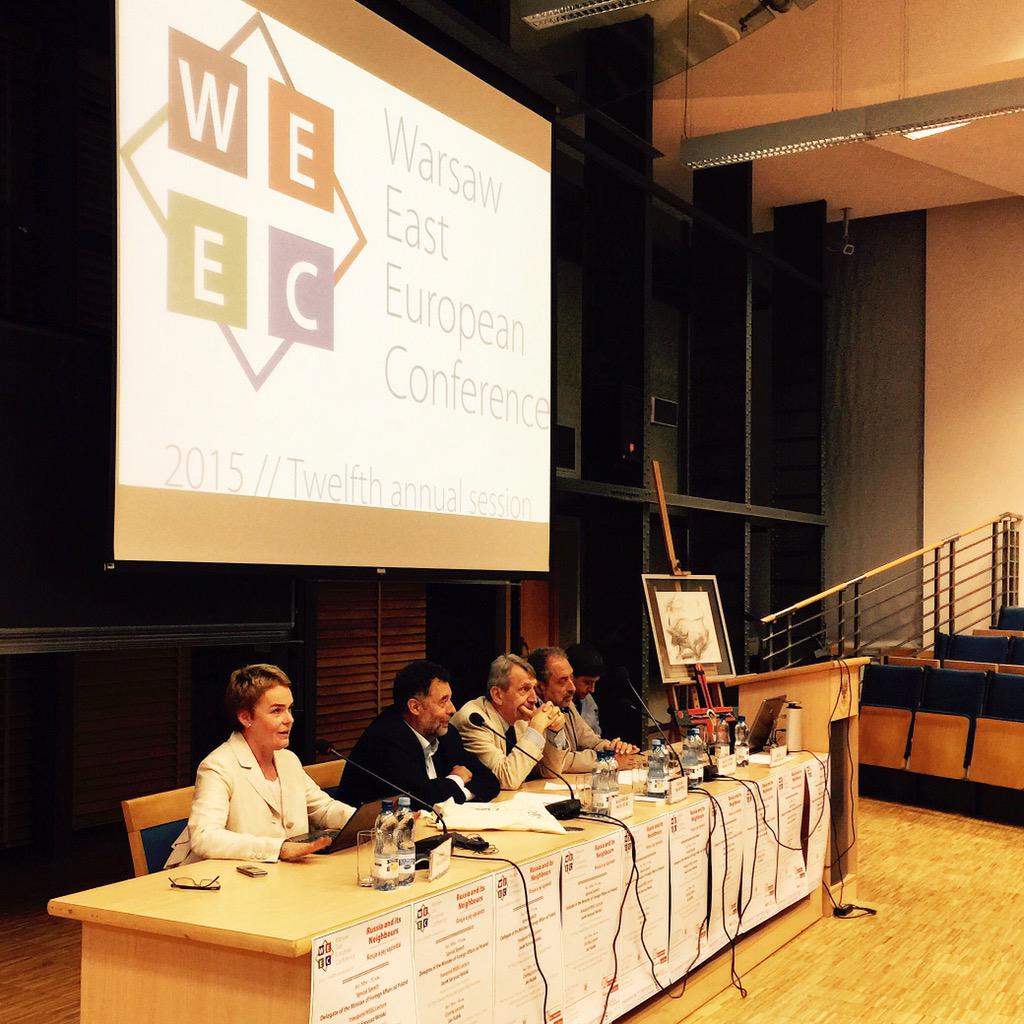franakviacorka's tweet photo. У гэтыя дні бяру удзел у Warsaw East European Conference, прысьвечанай Расеі і пагрозам зь яе боку #weec2015 #weec http://t.co/cdNfO5c4ek