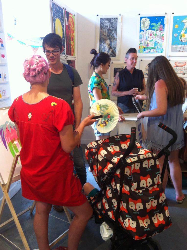 CEvaristoBoyce's tweet photo. Last chance to see @hellomargate in #Hoxton @TheLIFLondon @heidi_plant @BlueswiftJ @Linocutboy #eastlondon @ELPstudio http://t.co/Wi5wlVgRBO