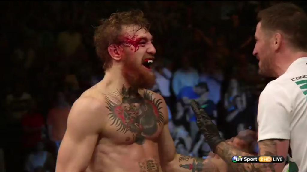 FootyAccums's tweet photo. Irish fans go mad, McGregor goes mad! Unreal that! http://t.co/RtWEXoMozB