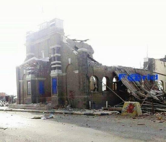 RashaJarhum's tweet photo. 1 of #aden key heritage features ws bombarded. #adenheritagecenter blames #OpRestoringHope, #houthis, #saleh @UNESCO http://t.co/eCdfaYr69r