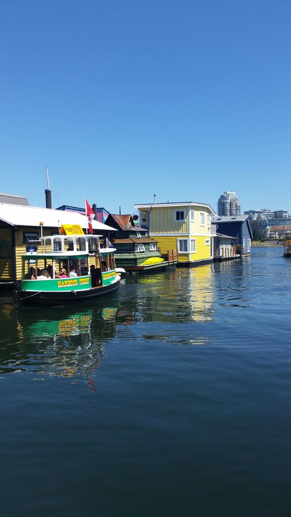 SeagullACKLee's tweet photo. #victoria @RoyalBCMuseum and @CFBEsqMuseum last weekend. Unbelievable sunshine on the waterfront http://t.co/WiBgAsYM3u