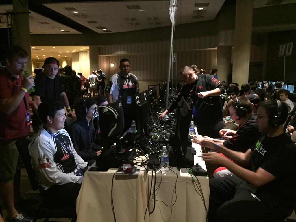 MutinyGG's tweet image. @.MutinyCOD advances to Champs Loser Round 3! to Secure T16 We're playing @Team_Kaliber next #UMGDallas40k #MutinyFAM