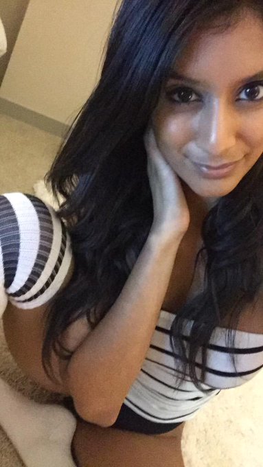 Just logged in! Come see me here: http://t.co/JsFXfrjO2W @RateMyAss1 @EliteCamPromos @CamModelsxxx @mymfcgirlz<a href="/tag/humpday"class="tags"><span>#humpday</span></a><a href="/tag/vday2019"class="tags"><span>#vday2019</span></a>