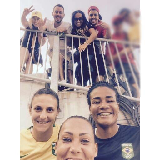 tanniiaaa's tweet photo. Full fan experience!Thank you for the photo ladies&amp;ThankYou PanAm!Great game! @TO2015 @MissiNewsRoom @CityNews @CP24 http://t.co/MnHd0h8bdD
