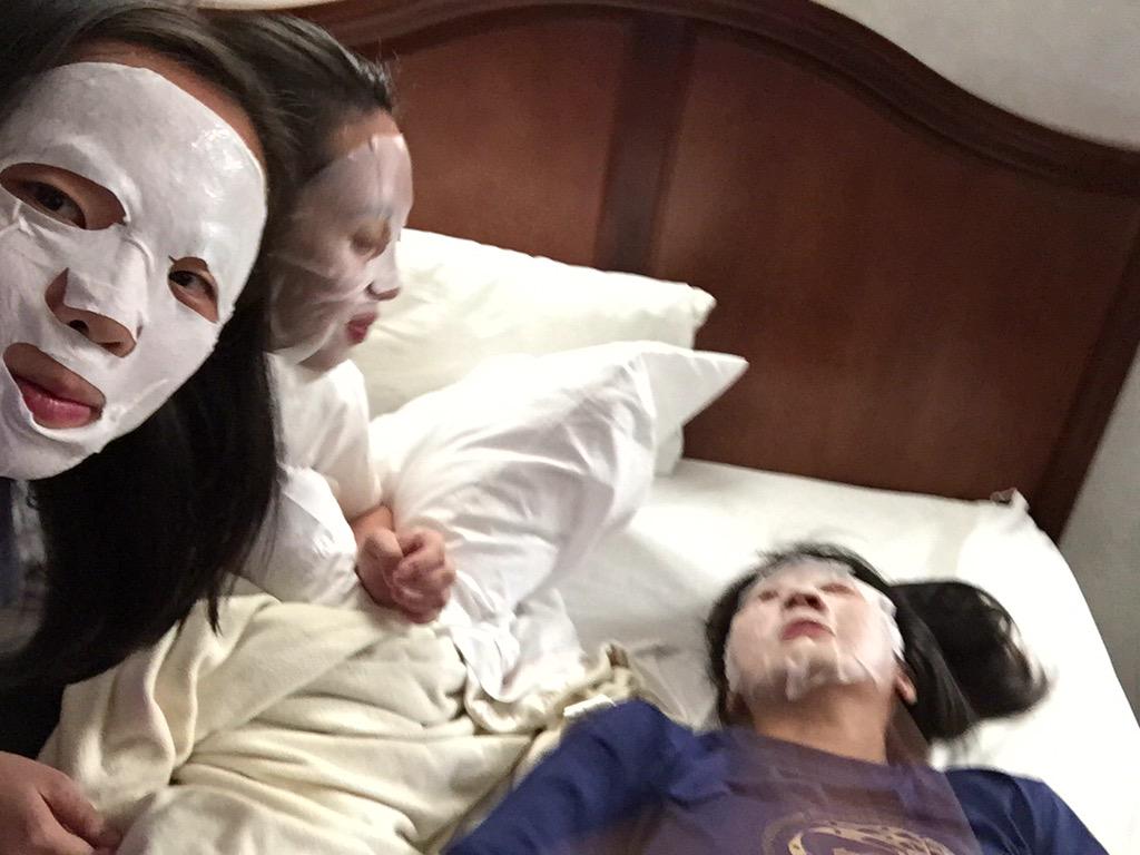 sweetnsourdisc's tweet photo. We watch you in your sleep http://t.co/4pnzrZSgB3