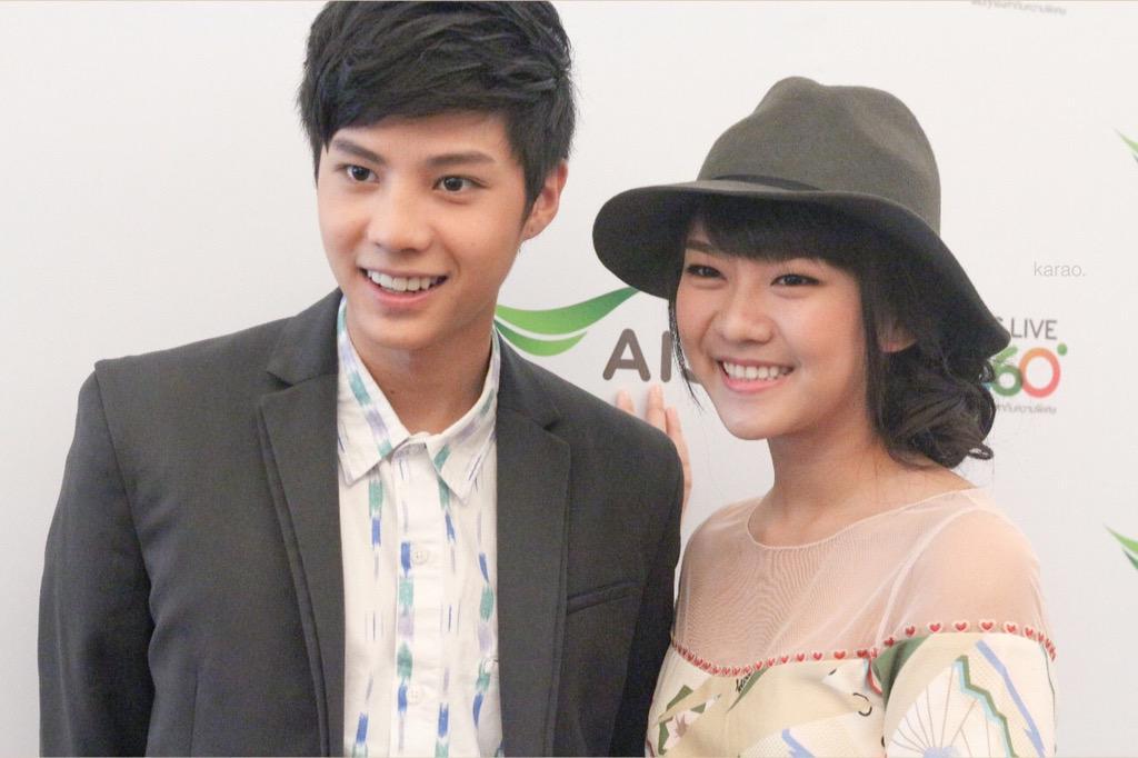 thitibaenk's tweet photo. @nichaphaatc ini juga dimana?! http://t.co/QnFaiCsrl7