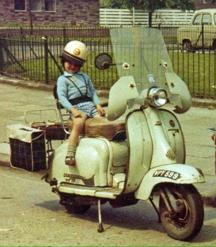 JKing893's tweet photo. Great pic back in the day Lambretta series 2 with accessories I wonder if the little lad now owns and rides it http://t.co/ZdQTqMdn5s