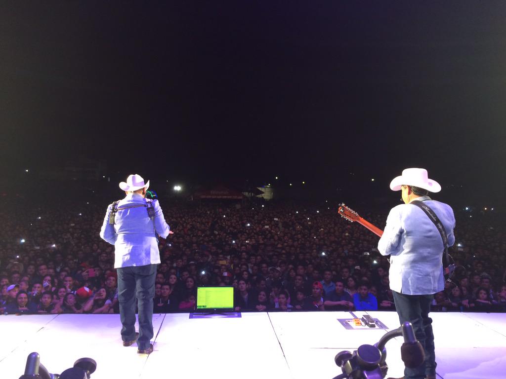 grupo_pesado's tweet photo. Gracias #Guatemala #Huehuetenango Nos vemos a la próxima! http://t.co/9wysjAz7aU