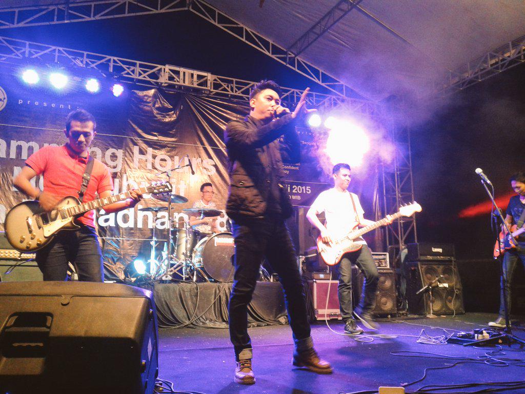 audirebandid's tweet image. Thx sing with @audirebandid Kulon Progo!!!!! Music is Mine ☺☺☺Cc: @svnstudio @MusikKulonProgo