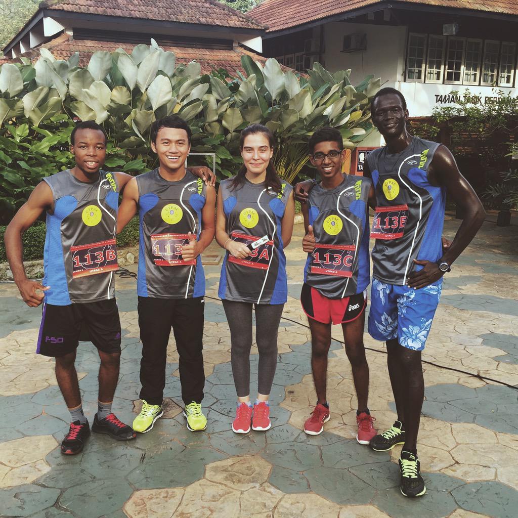 ammarusyaidi's tweet photo. Whoot whoot ππ»ππΏ#UTPAC #BuzzeRun http://t.co/iLTotwAy35